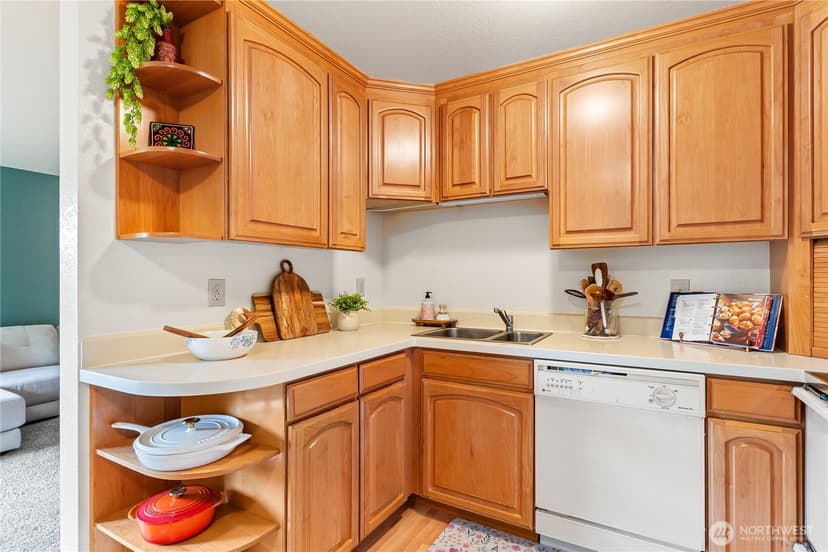 Property photo for 2619 Rucker Avenue #2, Everett photo 12