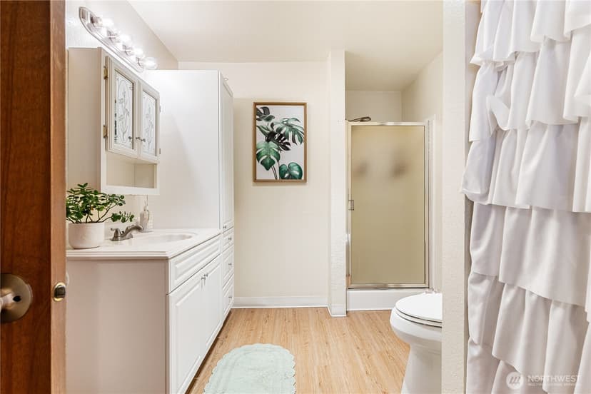 Property photo for 2619 Rucker Avenue #2, Everett photo 23