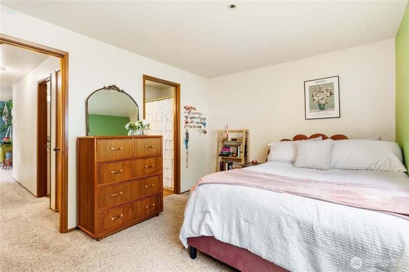 Property photo for 2619 Rucker Avenue #2, Everett photo 25