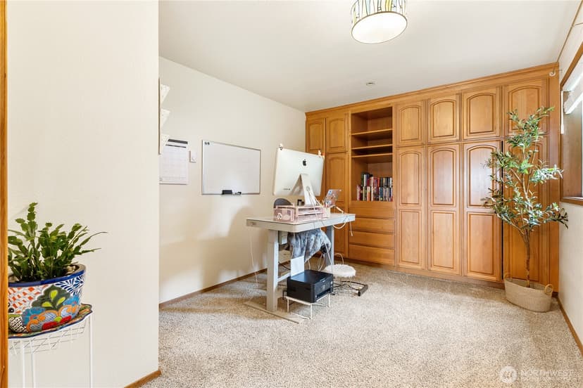 Property photo for 2619 Rucker Avenue #2, Everett photo 16