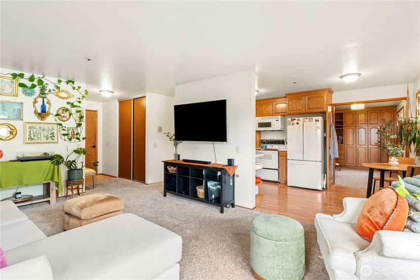 Property photo for 2619 Rucker Avenue #2, Everett photo 7