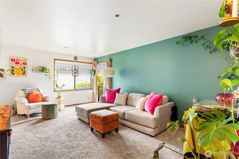 Property photo for 2619 Rucker Avenue #2, Everett photo 4