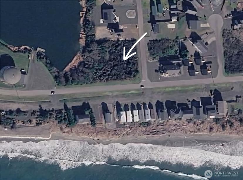 Property photo for 1099 Wawona Avenue SE, Ocean Shores
