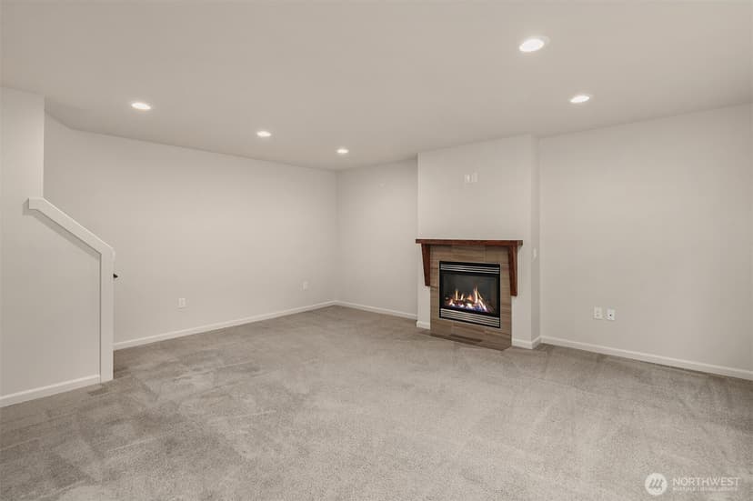 Property photo for 1161 Aberdeen Avenue NE, Renton photo 29