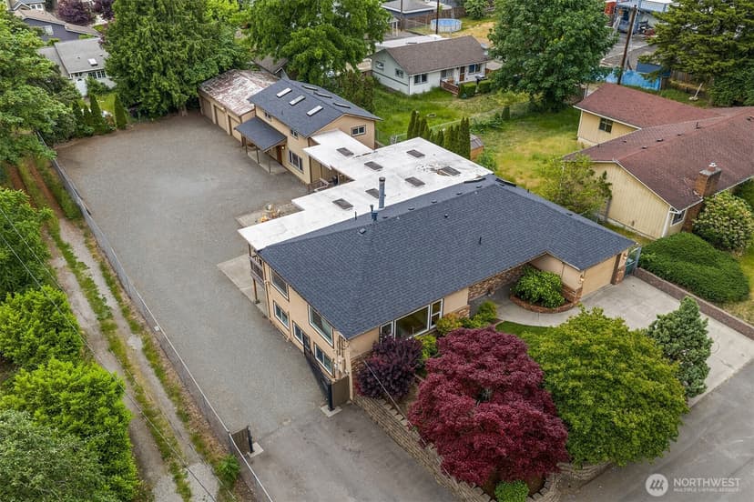 Property photo for 1161 Aberdeen Avenue NE, Renton photo 40