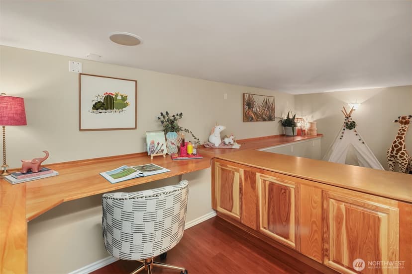 Property photo for 1161 Aberdeen Avenue NE, Renton photo 19