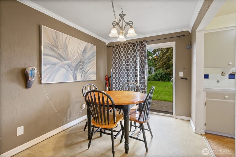 Property photo for 1410 7th Avenue SW, Puyallup photo 5