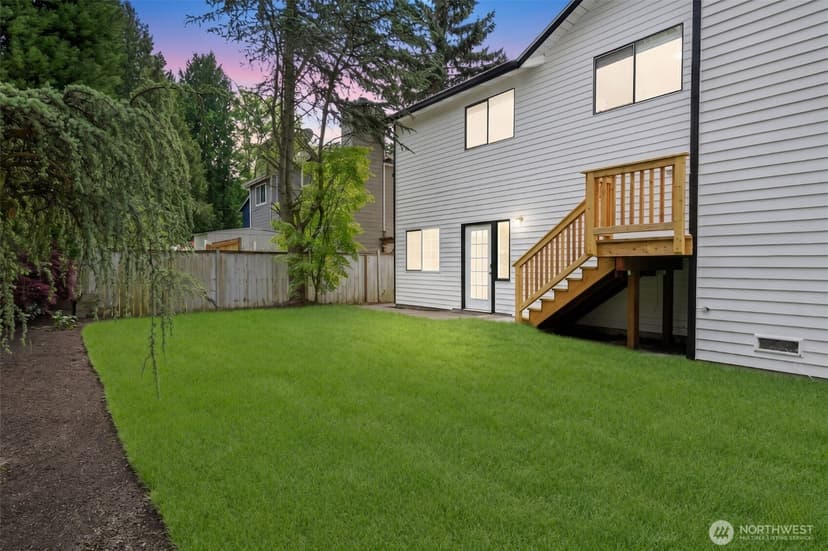 Property photo for 1116 NE 150th Court, Shoreline photo 35