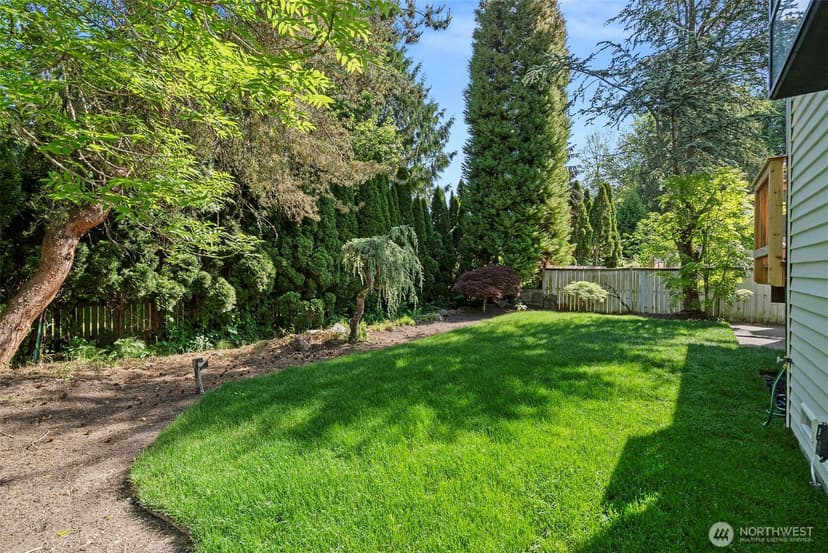 Property photo for 1116 NE 150th Court, Shoreline photo 34