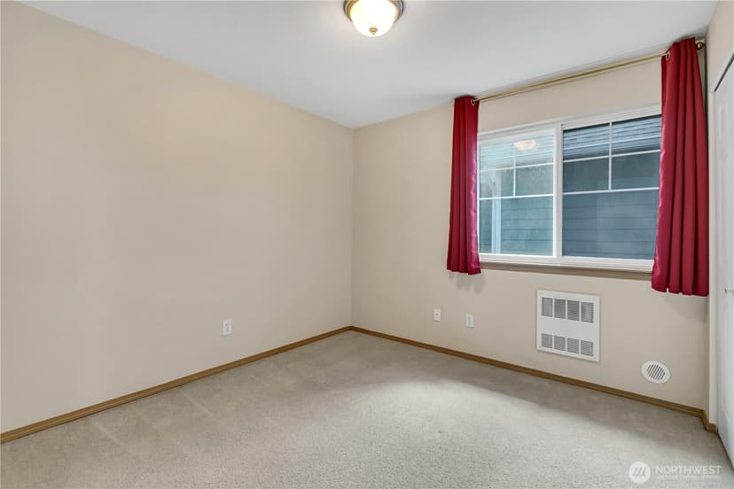 Property photo for 15312 14th Avenue W, Lynnwood photo 21
