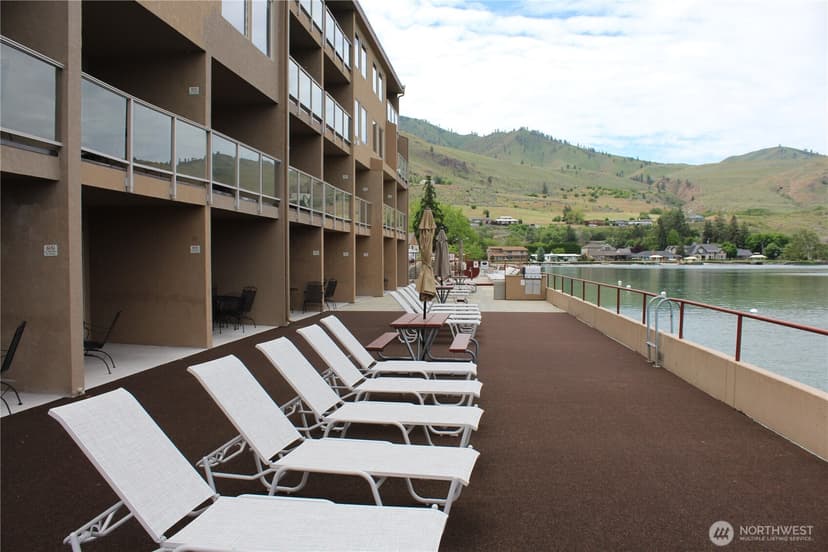 Property photo for 322 W Woodin Avenue #527, Chelan photo 6