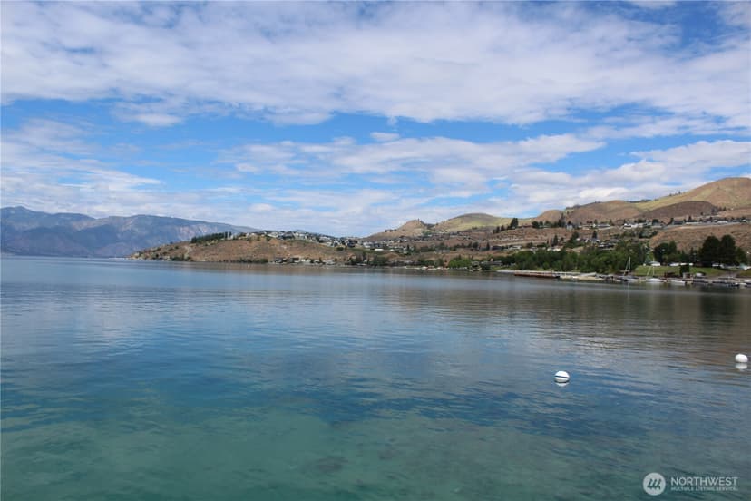 Property photo for 322 W Woodin Avenue #527, Chelan photo 18