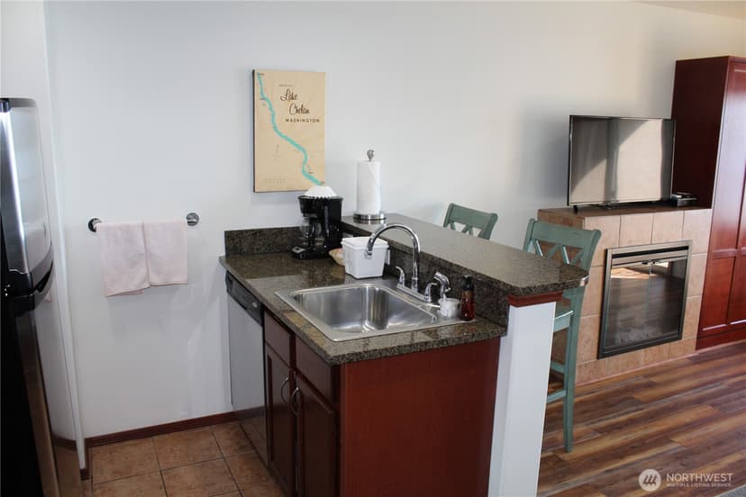 Property photo for 322 W Woodin Avenue #527, Chelan photo 29