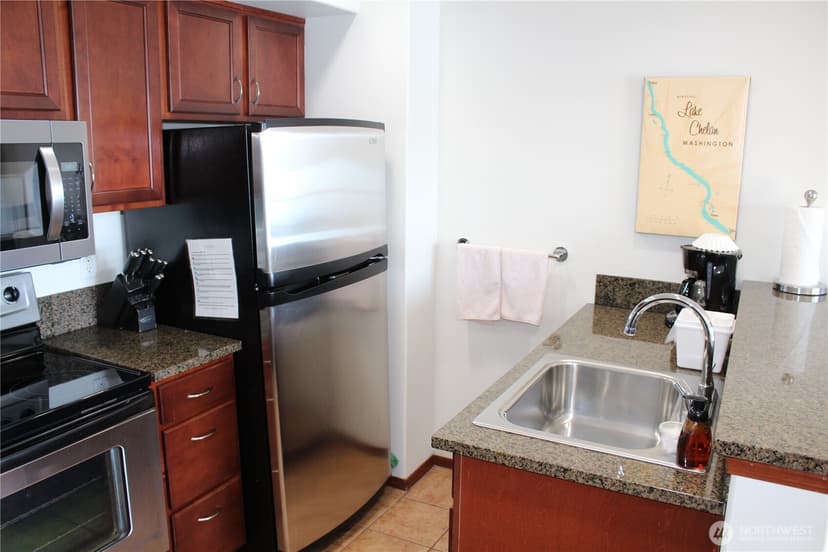 Property photo for 322 W Woodin Avenue #527, Chelan photo 31