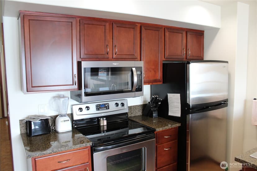 Property photo for 322 W Woodin Avenue #527, Chelan photo 30