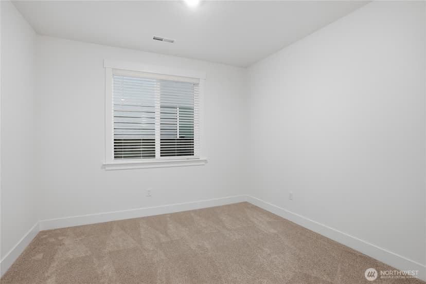 Property photo for 32041 Myrtle Avenue SE, Black Diamond photo 18
