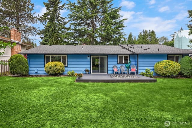 Property photo for 12923 NE 144th NE Place, Kirkland photo 4