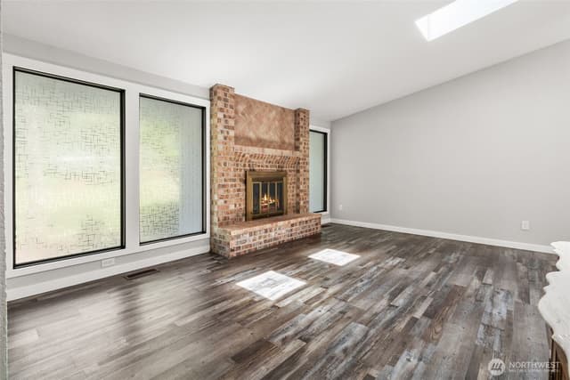 Property photo for 3202 161st Street E, Tacoma photo 5