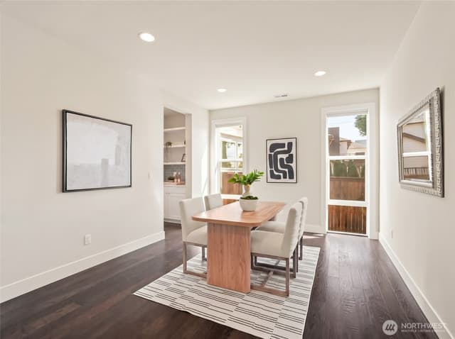 Property photo for 2824 Park Avenue N, Renton photo 5