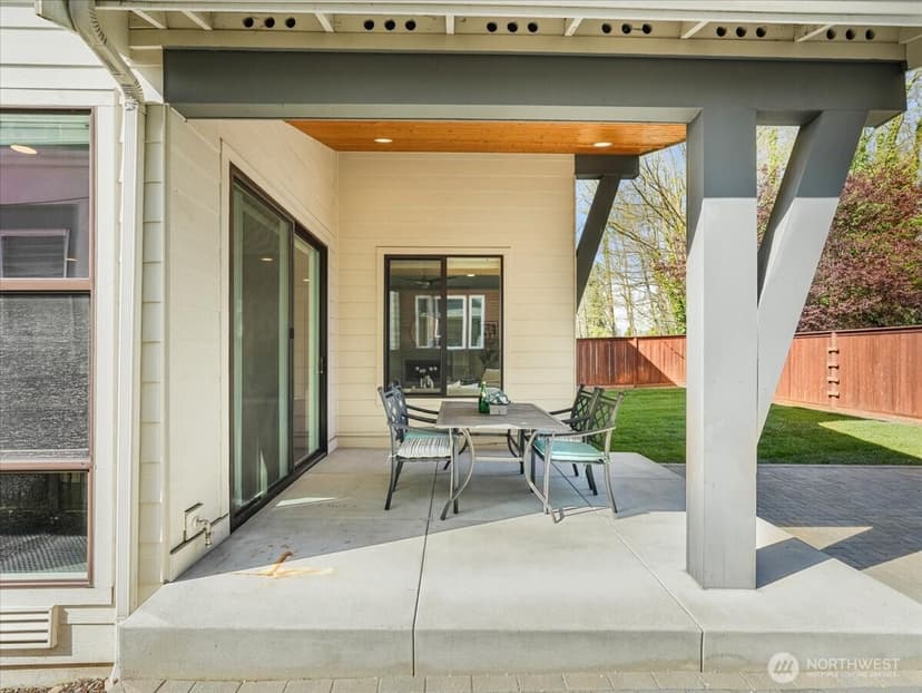 Property photo for 2824 Park Avenue N, Renton photo 37