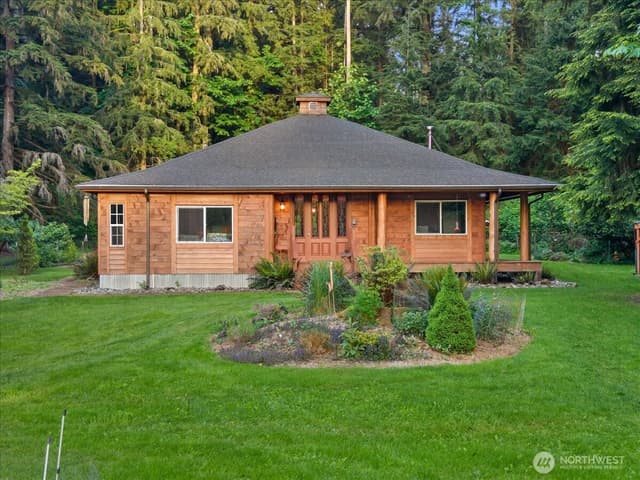 Property photo for 17425 297th Avenue SE, Monroe photo 2