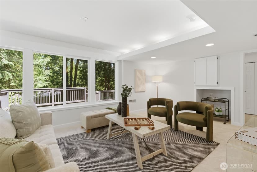 Property photo for 895 Highwood Drive SW, Issaquah photo 22