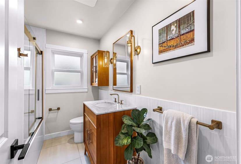 Property photo for 5336 SW Admiral Way, Seattle photo 21