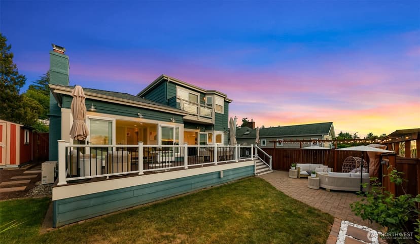 Property photo for 5336 SW Admiral Way, Seattle photo 12