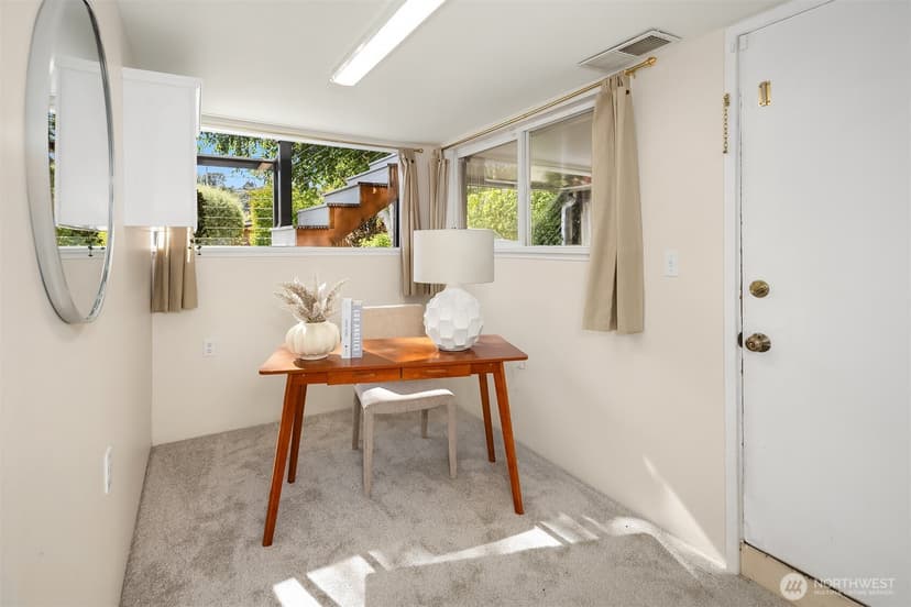 Property photo for 3053 32nd Avenue W, Seattle photo 27