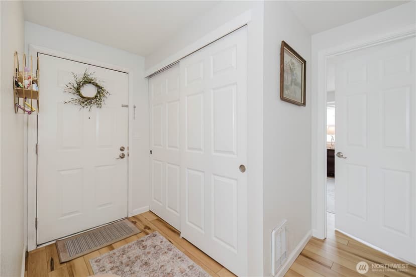 Property photo for 1760 W Sunn Fjord Lane #F 202, Bremerton photo 31