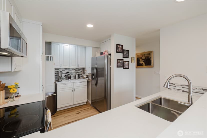 Property photo for 1760 W Sunn Fjord Lane #F 202, Bremerton photo 12