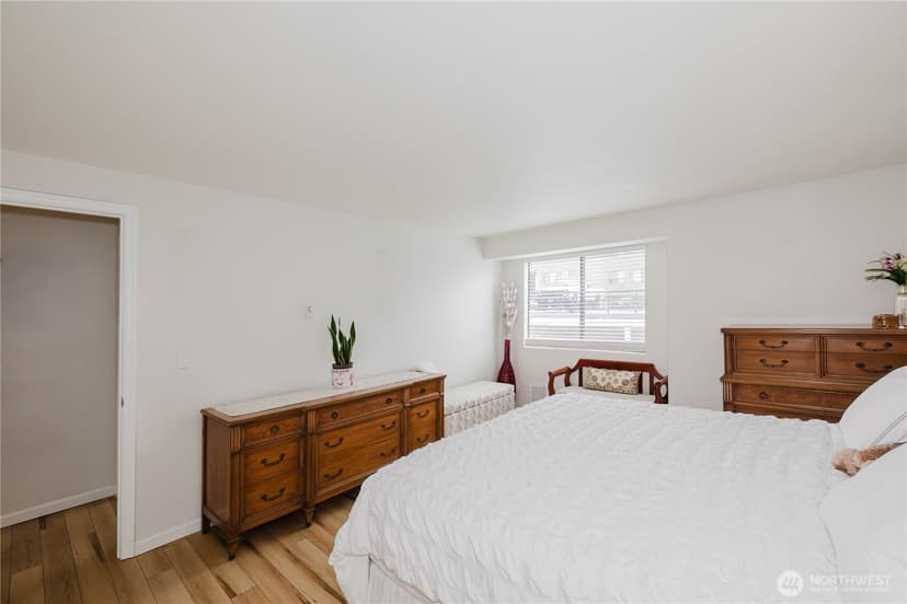 Property photo for 1760 W Sunn Fjord Lane #F 202, Bremerton photo 16