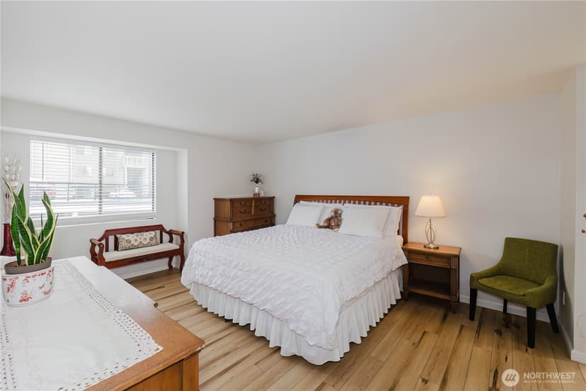 Property photo for 1760 W Sunn Fjord Lane #F 202, Bremerton photo 15