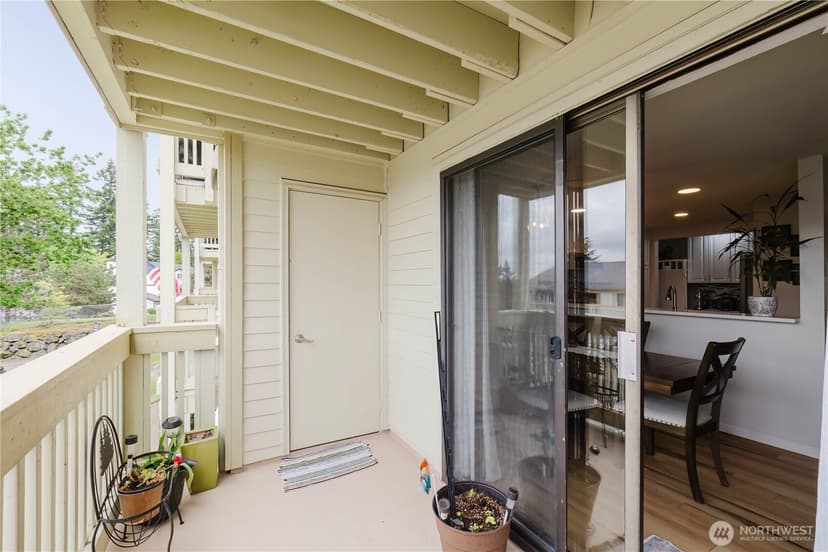 Property photo for 1760 W Sunn Fjord Lane #F 202, Bremerton photo 29