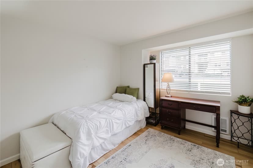 Property photo for 1760 W Sunn Fjord Lane #F 202, Bremerton photo 21