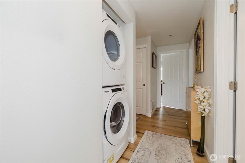 Property photo for 1760 W Sunn Fjord Lane #F 202, Bremerton photo 25