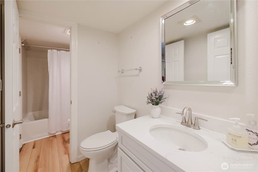 Property photo for 1760 W Sunn Fjord Lane #F 202, Bremerton photo 20