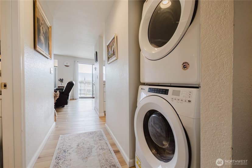 Property photo for 1760 W Sunn Fjord Lane #F 202, Bremerton photo 26
