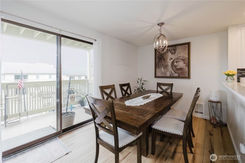Property photo for 1760 W Sunn Fjord Lane #F 202, Bremerton photo 7