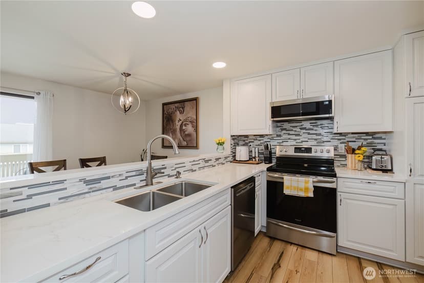 Property photo for 1760 W Sunn Fjord Lane #F 202, Bremerton photo 10