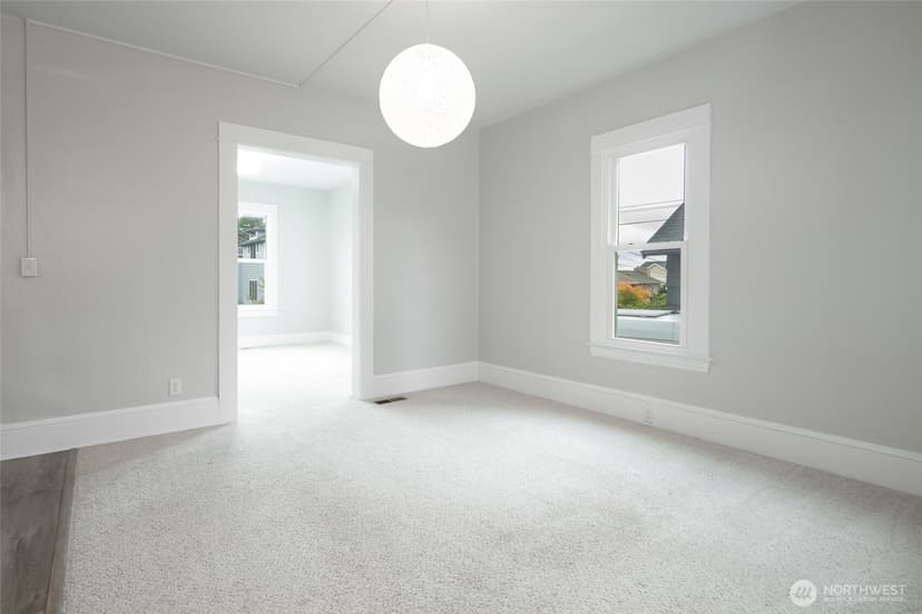 Property photo for 6753 14th Avenue NW, Seattle photo 8