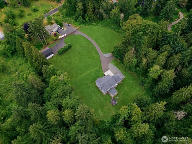 Property photo for 8705 72nd Avenue E, Puyallup photo 2