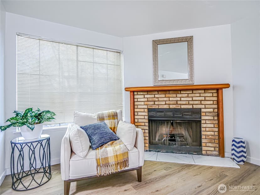 Property photo for 8407 18th Avenue W #4-102, Everett photo 32