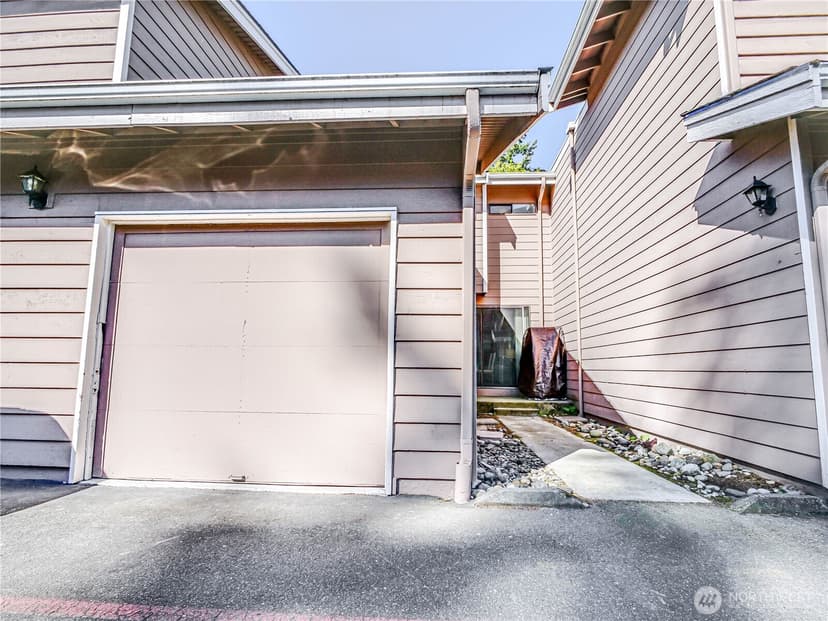 Property photo for 8407 18th Avenue W #4-102, Everett photo 26