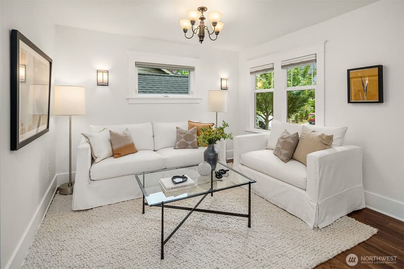 Property photo for 519 27th Avenue, Seattle photo 3