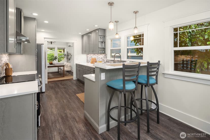 Property photo for 519 27th Avenue, Seattle photo 10