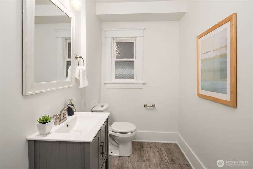 Property photo for 519 27th Avenue, Seattle photo 14