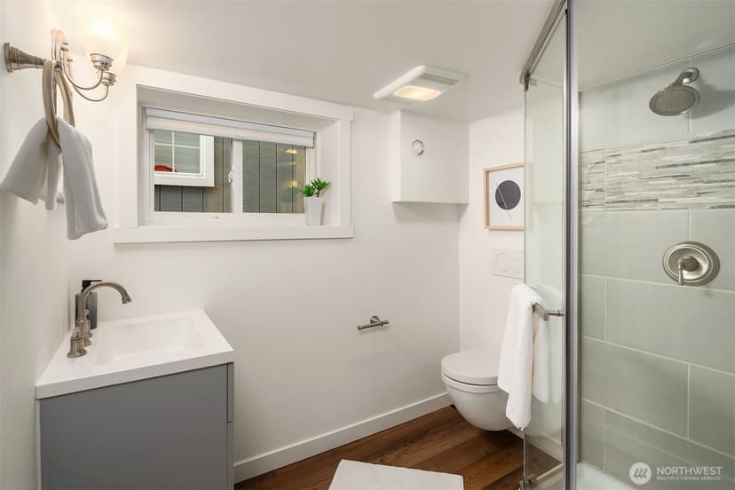 Property photo for 519 27th Avenue, Seattle photo 24