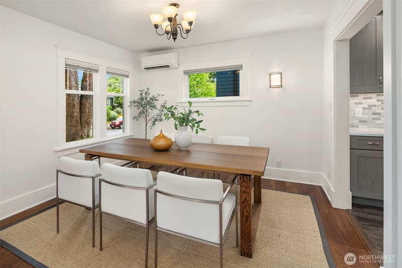 Property photo for 519 27th Avenue, Seattle photo 6