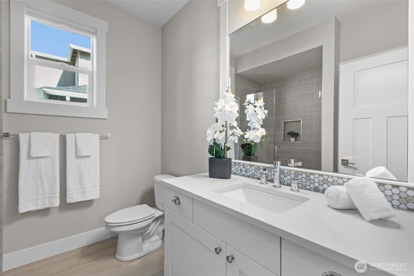 Property photo for 4810 216th Court SW, Mountlake Terrace photo 17